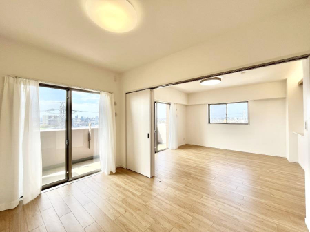 ���̑����ρ@�o���R�j�[���J�������v���X���Ă����m��  