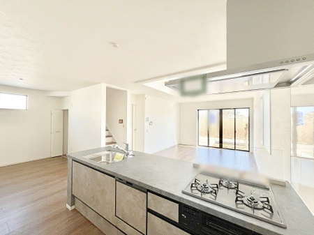 �L�b�`���@���r���O�����n����l�C�̃J�E���^�[�L�b�`���B �Ƒ��������Ȃ���Ǝ������邱�Ƃ��ł��܂��B