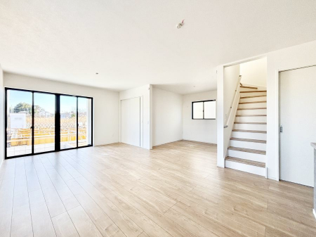 ���̑����ρ@�Ƒ������R�ƏW�܂�e���̃X�y�[�X�ɂȂ肻��