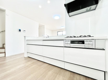 �L�b�`���@�������������I�ɁA�y�����I�V�X�e���L�b�`��