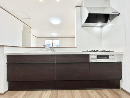 �L�b�`���@�������������I�ɁA�y�����I�V�X�e���L�b�`��