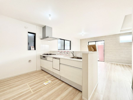 �L�b�`���@���������Ȃ��炲�Ƒ��Ƃ̉�b���y���߂�ΖʃJ�E���^�[�L�b�`��