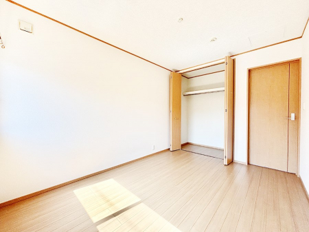 �Q���@�N���[�[�b�g�t���̂������ŃX�b�L���Ƃ�����Ԃł�����芰���܂��I