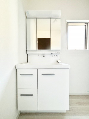 ���ʑ�E���ʏ��@�傫�����₷���O�ʋ��Ő�����������ʑ�́A�g�����Ȃ݃`�F�b�N�┧�̂������ɂ������߂ł��B