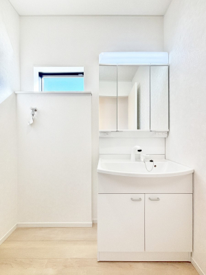 ���ʑ�E���ʏ��@���[�͂Ƌ@�\���ɗD�ꂽ���ʉ��ϑ�