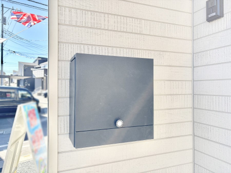 ���̑��@�V���v���f�U�C���̃|�X�g�B