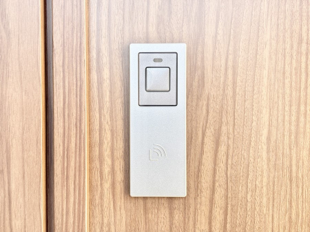 ���̑��@�X�}�[�g�ɊJ���ł���d�q�L�[