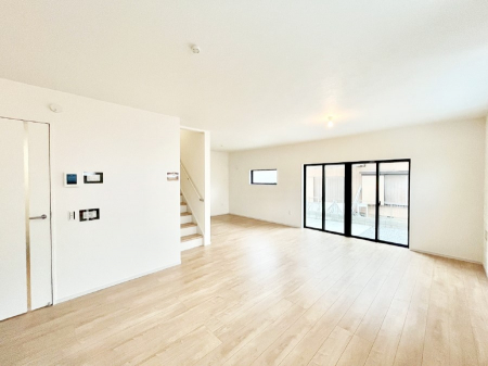 ���̑����ρ@�Ƒ������R�ƏW�܂�e���̃X�y�[�X�ɂȂ肻��