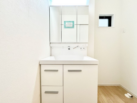 ���ʑ�E���ʏ��@���[�͂Ƌ@�\���ɗD�ꂽ���ʉ��ϑ�