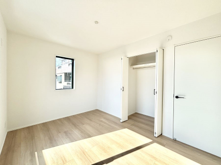 ���[�@�����Ղ�̎��[�X�y�[�X�ŉ��K�ɕ�点���� 