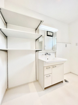 ʑEʏ@Ƃ̐ʃXy[XŒ̐gxxX[Y