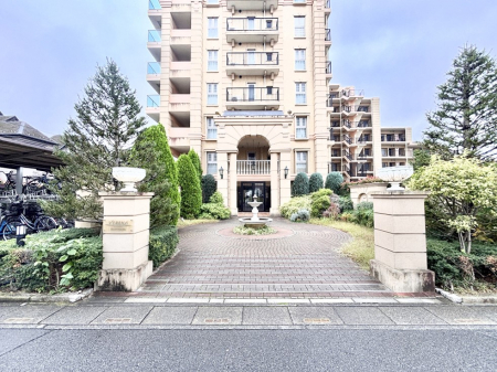 GgX@O YȃGgX́AZ҂D}Ă܂  