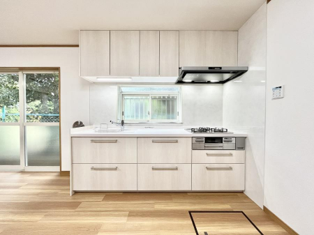 �L�b�`���@�������������I�ɁA�y�����I�V�X�e���L�b�`��  �@