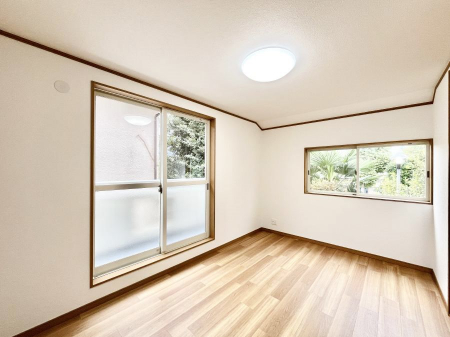 �Q���@���邢�o���R�j�[�T�C�h�ɗm����ݒu�B�ڊo�߂̗ǂ��Q���ɁB  