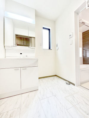 ���̑��@�g�x�x���X���[�Y�ɂ����Ȃ���E�ߏ�B  