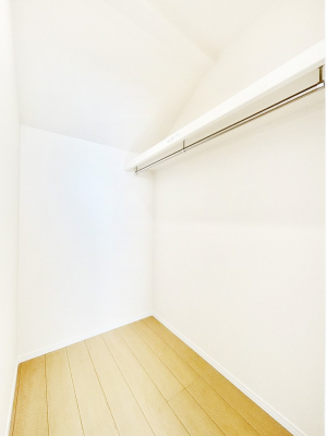 ���̑��@�ߗނ��n���K�[�Ɋ|�����܂܎��[�ł���WIC�B�ߗނ̐������ڂ����₷���ĕ֗��ł��I