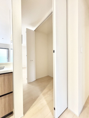 ���̑����ρ@�L�b�`���ɂ̓p���g���[�I�H�ނ̃X�g�b�N�͂������A���p�i�̎��[�Ȃǎg�����͂��낢��I