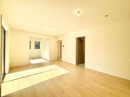 ���̑����ρ@�Ƒ������R�ƏW�܂�e���̃X�y�[�X�ɂȂ肻��