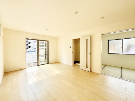 ���̑����ρ@�אڂ̘a�����J������΂���ɍL�X��Ԃ�