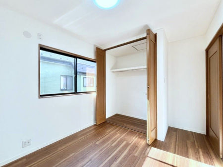 �q�������@�q�������ɂ��������߂Ȏ��[�X�y�[�X�����Ղ�̋���