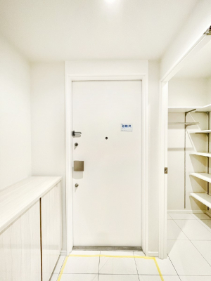 ���ց@�����Ղ�̎��[�͂������SIC�t������