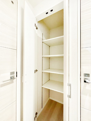 ���̑����ρ@�L�����[�B�|�������G�߂̏��������[���邱�Ƃ��ł��܂��B