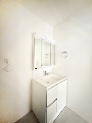 ���ʑ�E���ʏ��@���[�͂Ƌ@�\���ɗD�ꂽ���ʉ��ϑ�@