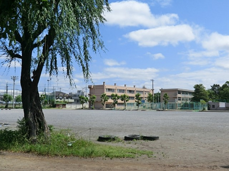 ���ӊ��@���w�Z 1400m �����s���h���w�Z