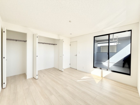 ���̑����ρ@���邢�o���R�j�[�T�C�h�ɗm����ݒu�B�ڊo�߂̗ǂ��Q���ɁB 