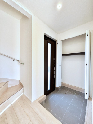 ���ց@�Ƒ��̋A��₨�q�l�������������}���錺��  