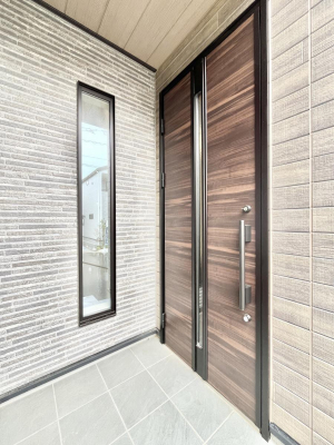 ���ց@�Z�܂��̊�����o����A���փh�A�B 