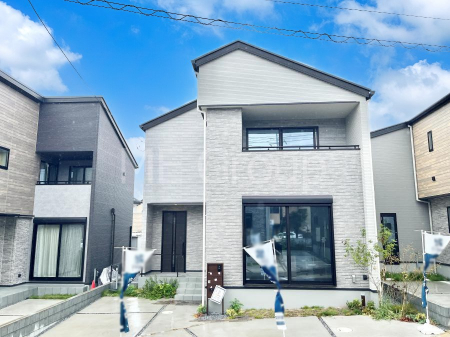 ���n�O�ώʐ^�@�������ꂽ�O�ρA�㎿�ȏZ��Ԃ��L���鎺���͉i�����S���ĉ߂�����Z���ł��B 