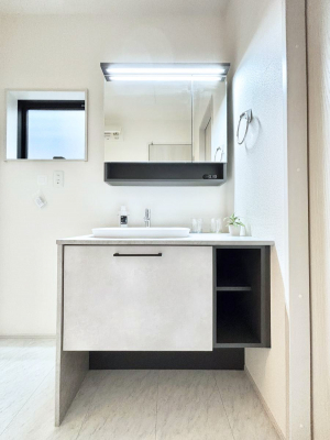 ���ʑ�E���ʏ��@�傫�����₷����ʋ��Ő�����������ʑ�́A�g�����Ȃ݃`�F�b�N�┧�̂������ɂ������߂ł��B 