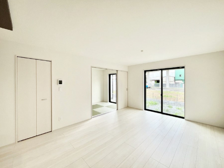 ̑ρ@傫ȑ炽Ղ̗zƕ郊rO  