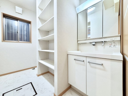 ���ʑ�E���ʏ��@���[�͂Ƌ@�\���ɗD�ꂽ���ʉ��ϑ�