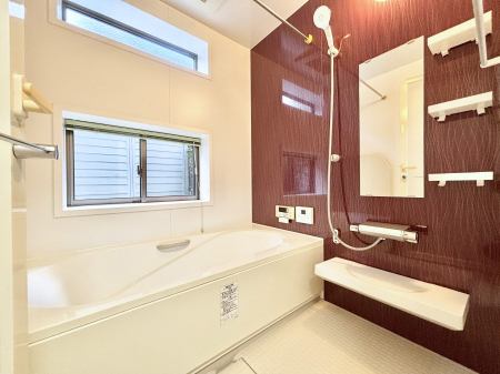 �����@����̔�����₷��؂ȃo�X�^�C���B�������Ƃ����C���y����Ŕ����Ƃ肽���ł��ˁI  