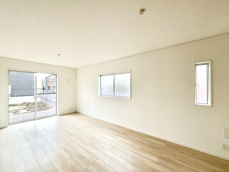 ���̑����ρ@���邢�z���������A�����̕��͋C�ɖ��������_�C�j���O�B   