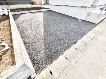 �@�����Ɍ������Ȃ����ԃX�y�[�X�B