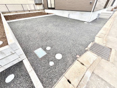 �@�����Ɍ������Ȃ����ԃX�y�[�X�B