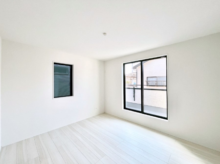 ���̑����ρ@�o���R�j�[���J�������v���X���Ă����m��