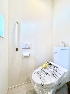 �g�C���@�g�C����1�K��2�K���ꂼ��ɔz�u����Ă��ĂƂĂ��֗��ł��B 