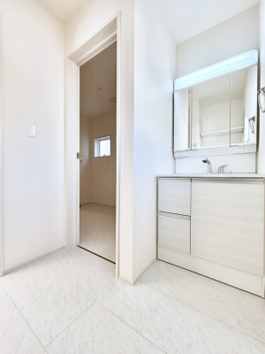 ���ʑ�E���ʏ��@���邢���ʏ��͖����̐g�x�x���y�����ł����Ⴂ�����ł��B