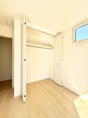 ���[�@�����Ղ�̎��[�X�y�[�X�ŉ��K�ɕ�点���� 