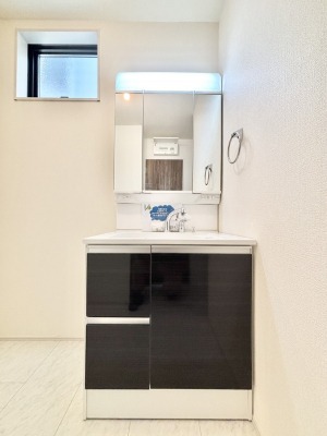 ���ʑ�E���ʏ��@�傫�����₷���O�ʋ��Ő�����������ʑ�́A�g�����Ȃ݃`�F�b�N�┧�̂������ɂ������߂ł��B 