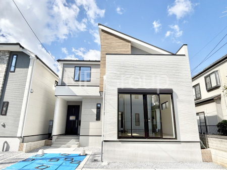 ���n�O�ώʐ^�@���X�����I�����Ղ�̗z���ƊJ�����ɕ�܂�閾�邢�Z�܂��B   