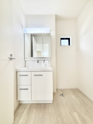 ���ʑ�E���ʏ��@���[�͂Ƌ@�\���ɗD�ꂽ���ʉ��ϑ�