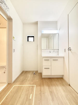 ���ʑ�E���ʏ��@���[�͂Ƌ@�\���ɗD�ꂽ���ʉ��ϑ�