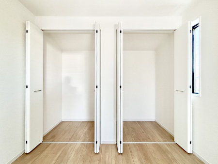 ���[�@�����Ղ�̎��[�X�y�[�X�ŉ��K�ɕ�点���� 