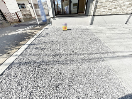 �@�����Ɍ������Ȃ����ԃX�y�[�X�B