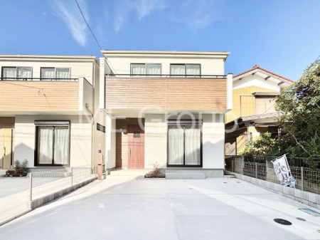 ���n�O�ώʐ^�@�������ꂽ�O�ρA�㎿�ȏZ��Ԃ��L���鎺���͉i�����S���ĉ߂�����Z���ł��B 